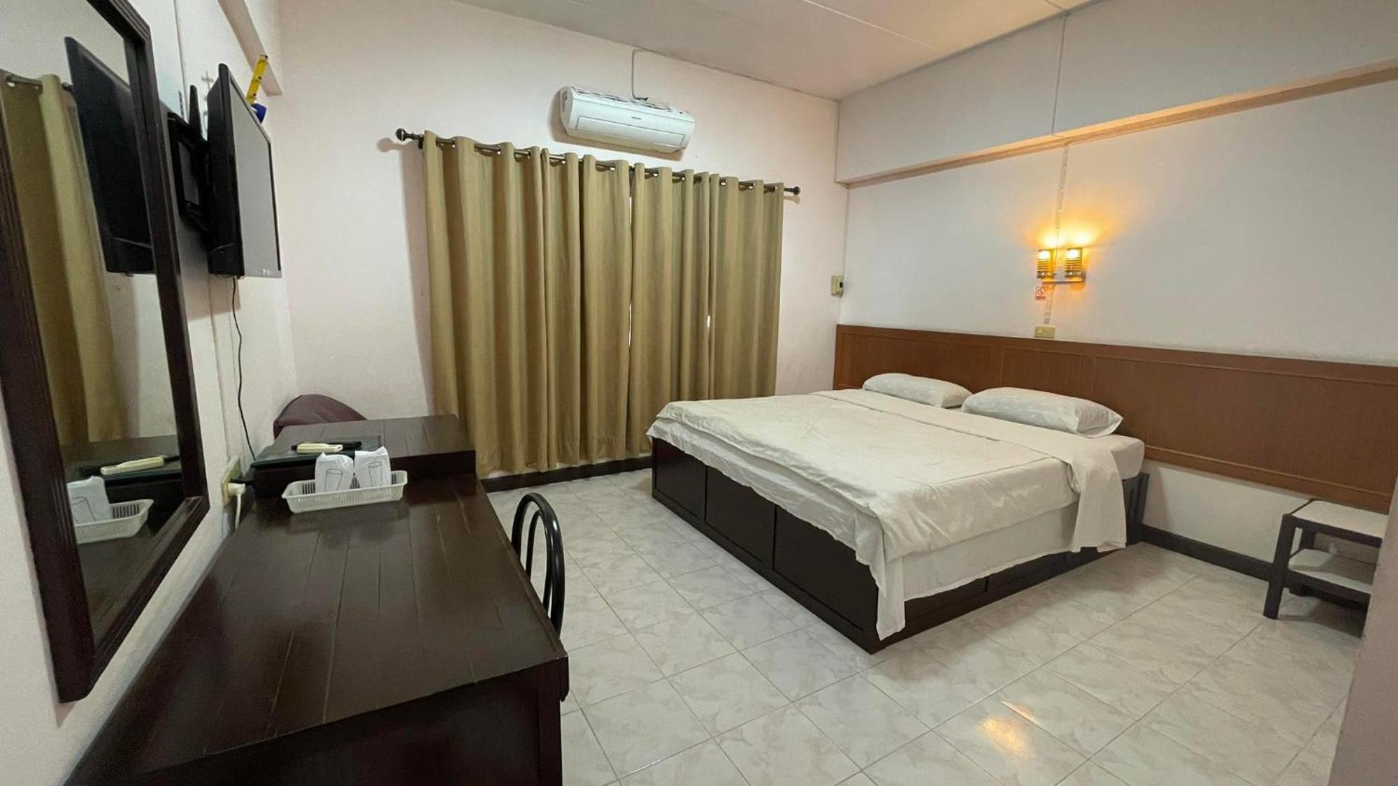 Thaen Thong Hotel Lamphun Εξωτερικό φωτογραφία